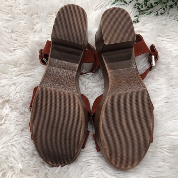 R2 sandals - Picture 7 of 8